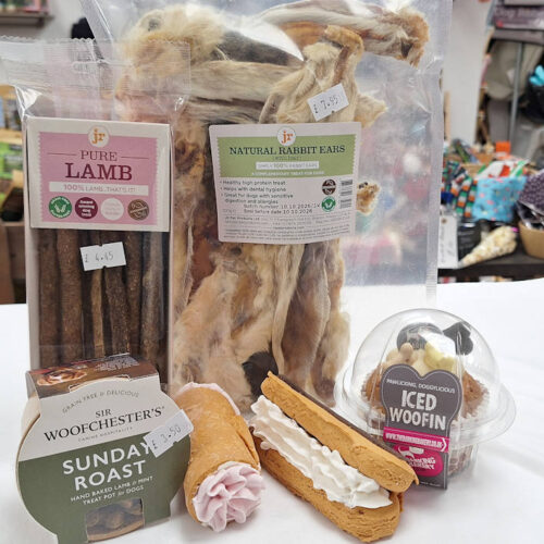 Alternative view of Treat Set - Medium Sized Dogs